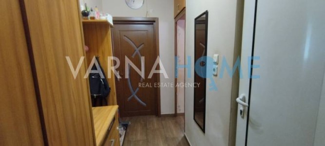 Тристаен апартамент за продажба Варна Владиславово