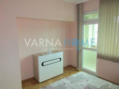 Тристаен апартамент дава под наем Варна Червен Площад - Photo 6