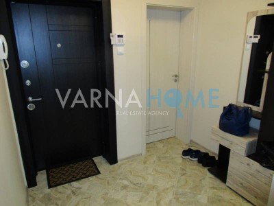 Тристаен апартамент дава под наем Варна Червен Площад - Photo 9