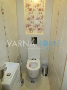 Тристаен апартамент дава под наем Варна Червен Площад - Photo 10