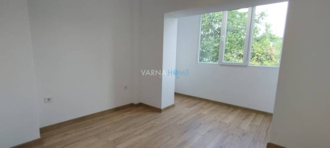 Four Room Apartment for sale Varna Levski - Photo 6