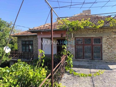 Къща за продажба Варна област с.Чернево