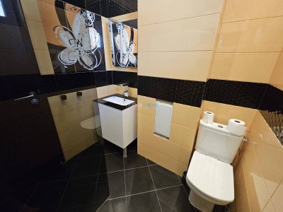 Тристаен апартамент за продажба Варна Възраждане 1