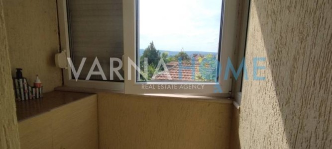 Двустаен апартамент дава под наем Варна Погребите