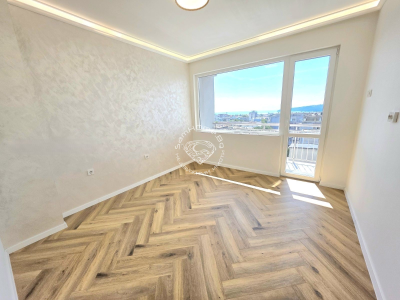 Тристаен апартамент за продажба Варна Център - Photo 3