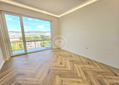 Тристаен апартамент за продажба Варна Център - Photo 5