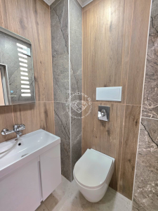 Тристаен апартамент за продажба Варна Център - Photo 9