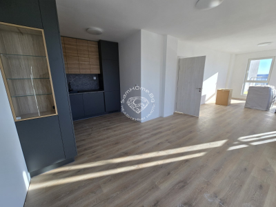 Двустаен апартамент за продажба Варна м-т Пчелина