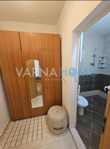 Тристаен апартамент дава под наем Варна Левски