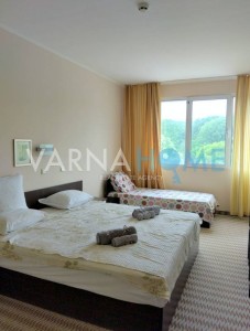 Двустаен апартамент дава под наем Варна област м-т Ален Мак