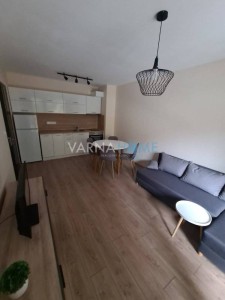 Двустаен апартамент дава под наем Варна Център