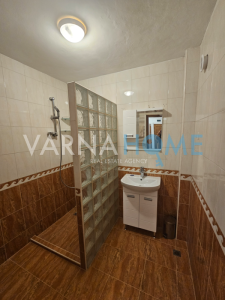 Четиристаен апартамент дава под наем Варна Спортна Зала - Photo 10