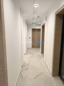 Двустаен апартамент за продажба Варна Изгрев - Photo 6