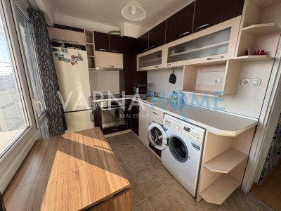 Двустаен апартамент дава под наем Варна Възраждане 3