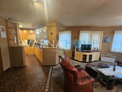 Тристаен апартамент за продажба Варна Център - Photo 3