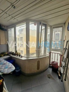 Тристаен апартамент за продажба Варна Център - Photo 11