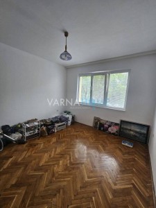 Тристаен апартамент за продажба Варна Автогарата