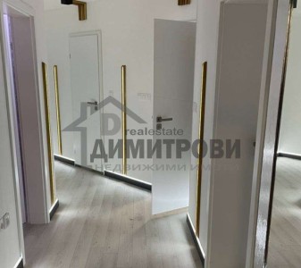 Тристаен апартамент за продажба Варна Бриз