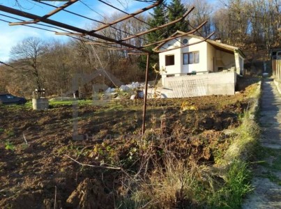Сграда за продажба Варна област с.Осеново