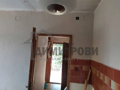 Сграда за продажба Варна област с.Осеново