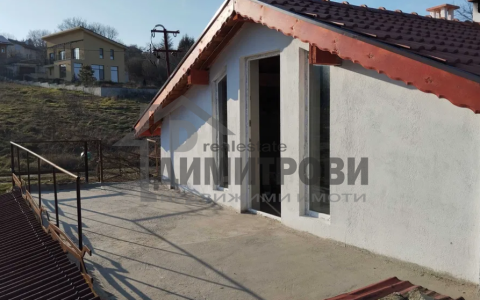 Къща за продажба Варна област с.Долище