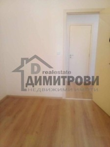 Тристаен апартамент дава под наем Варна Левски
