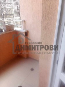 Тристаен апартамент дава под наем Варна Левски