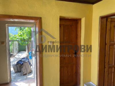 Къща за продажба Варна област с.Бенковски - Photo 4