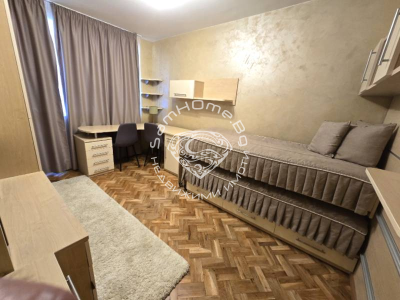 Тристаен апартамент дава под наем Варна Кайсиева Градина - Photo 9