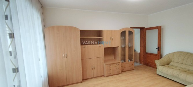 Тристаен апартамент дава под наем Варна Цветен