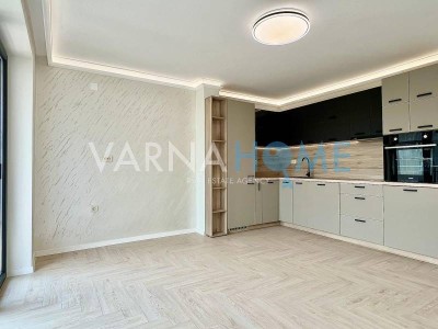 Тристаен апартамент за продажба Варна Автогарата