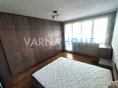 Тристаен апартамент дава под наем Варна Чайка