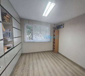 Четиристаен апартамент за продажба Варна Общината